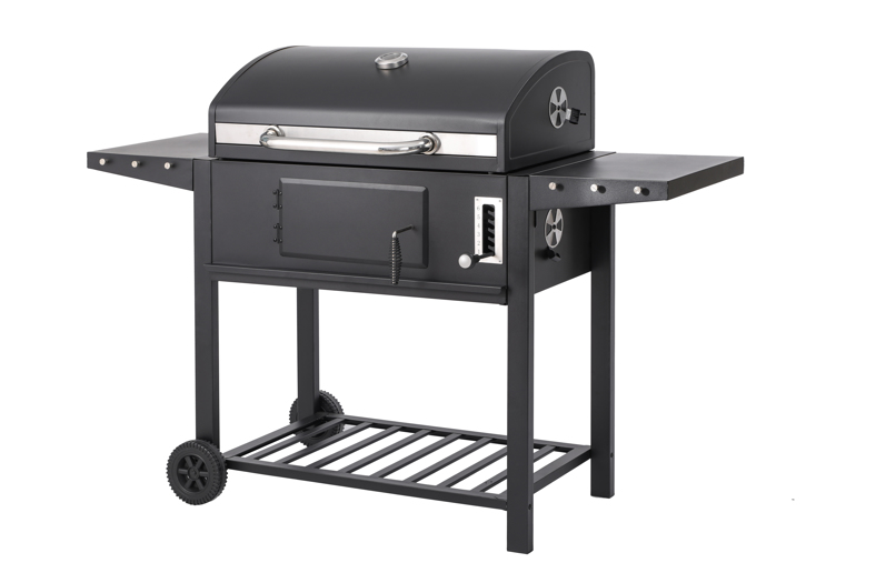 SAC Charcoal BBQ with all accessories 